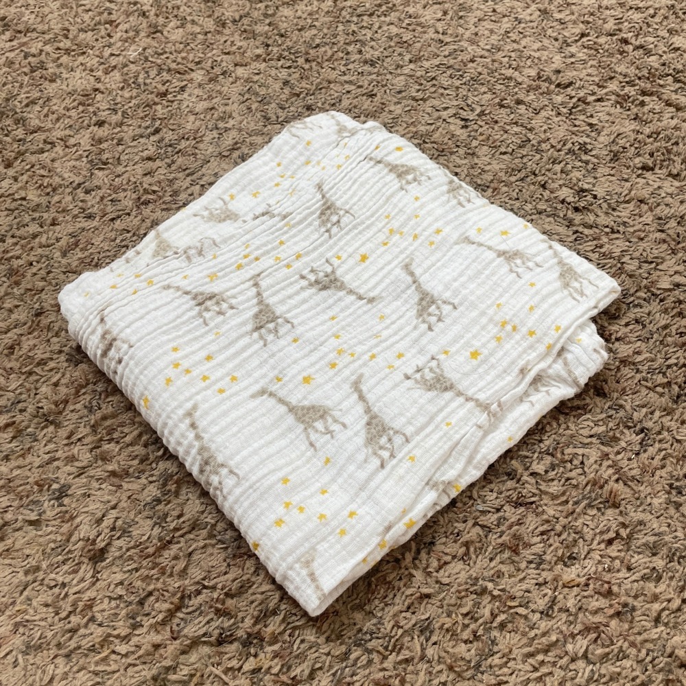 Aden‎ + Anais Essentials Cotton Muslin Swaddle Blanket Giraffe Star White Yellow